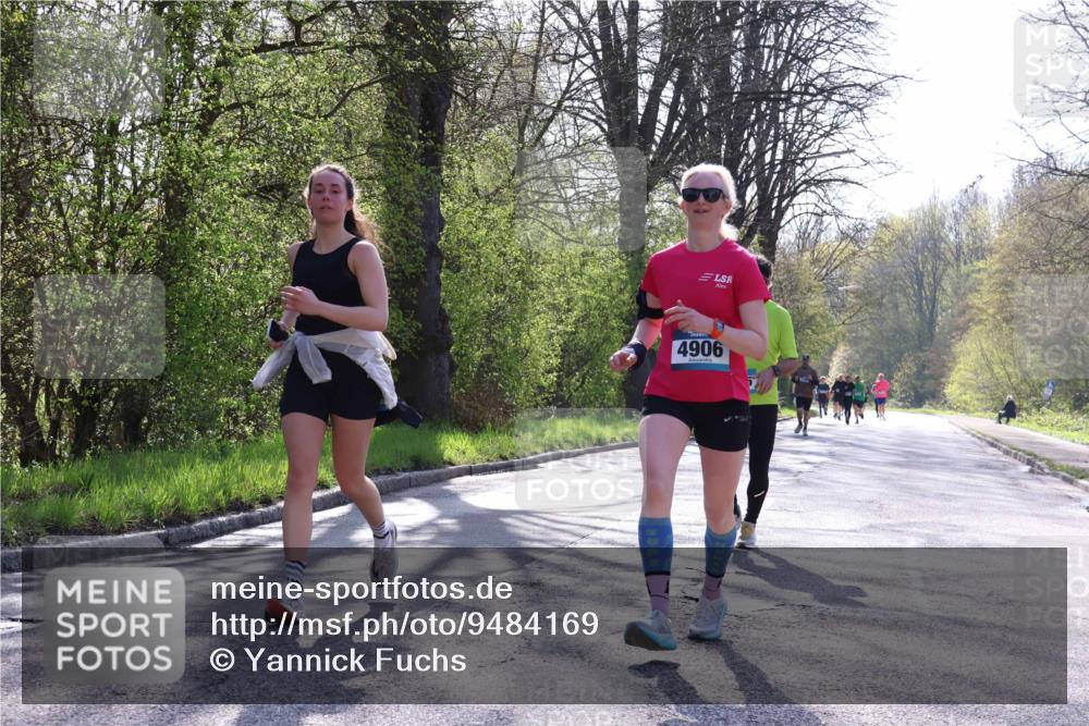 12.04.2026 - 45. Internationalen Wilhelmsburger Insellauf Yannick Fuchs http://msf.ph/oto/9484169 12.04.2026 10:33:28 Laufen 4906 meine-sportfotos.de