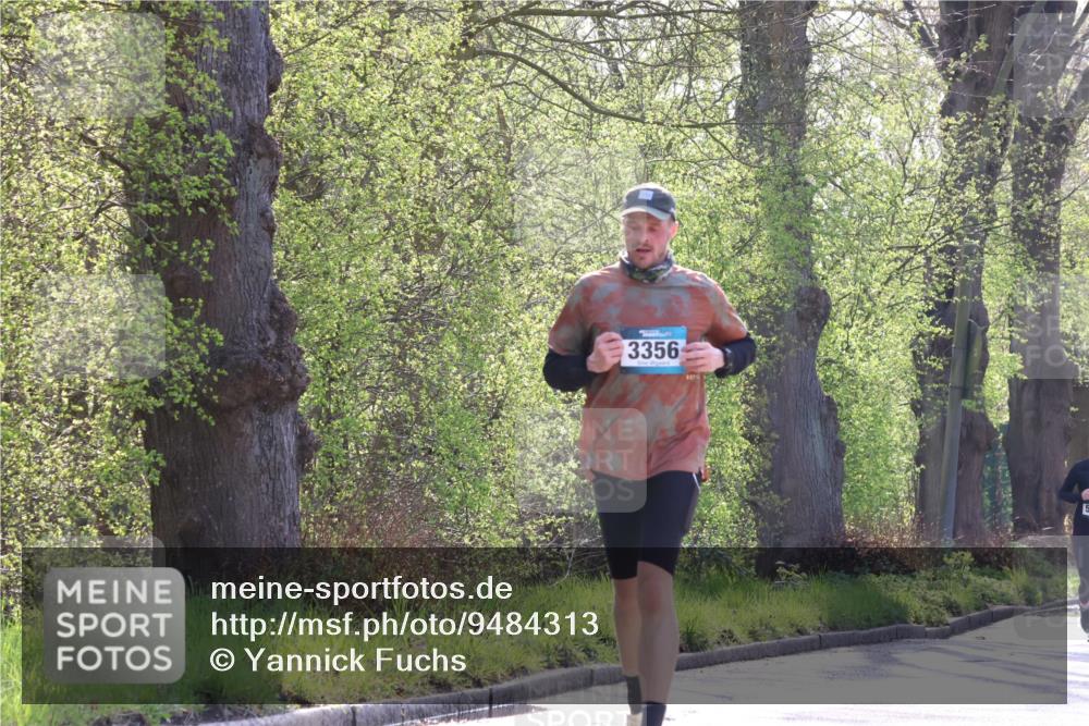 12.04.2026 - 45. Internationalen Wilhelmsburger Insellauf Yannick Fuchs http://msf.ph/oto/9484313 12.04.2026 10:33:36 Laufen 3356 meine-sportfotos.de