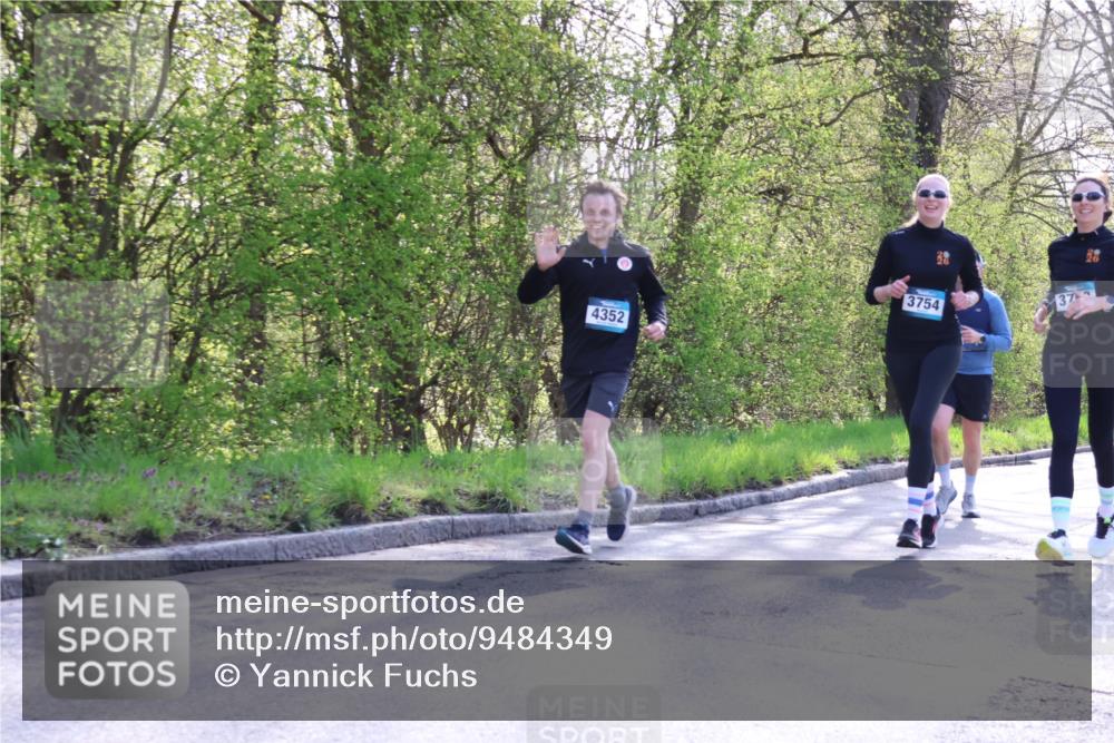 12.04.2026 - 45. Internationalen Wilhelmsburger Insellauf Yannick Fuchs http://msf.ph/oto/9484349 12.04.2026 10:45:58 Laufen 4352, 28, 3754, 37 meine-sportfotos.de