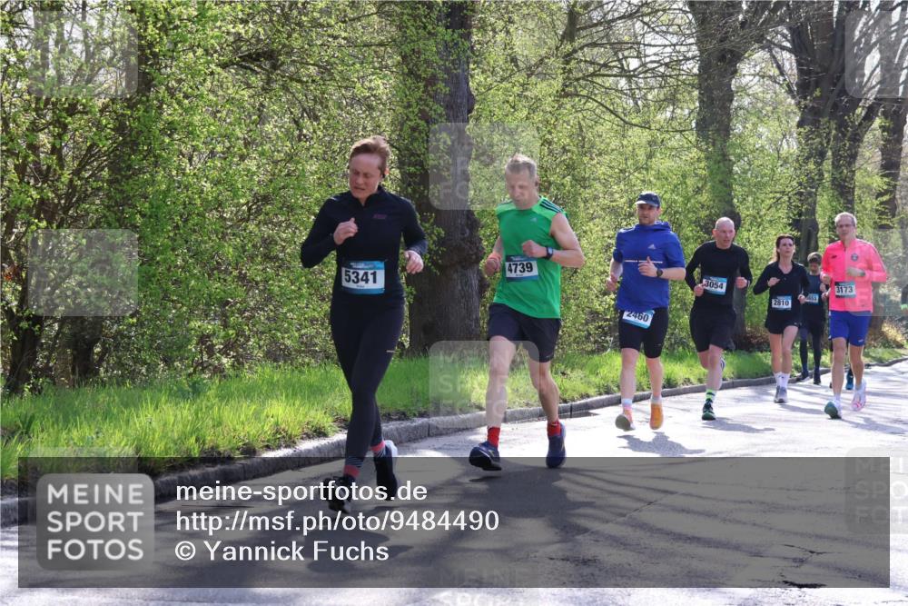 12.04.2026 - 45. Internationalen Wilhelmsburger Insellauf Yannick Fuchs http://msf.ph/oto/9484490 12.04.2026 10:33:45 Laufen 5341, 4739, 2460, 3054, 2810, 3173, 4653 meine-sportfotos.de