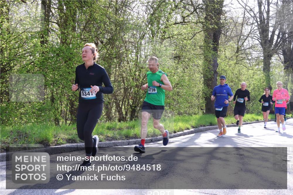 12.04.2026 - 45. Internationalen Wilhelmsburger Insellauf Yannick Fuchs http://msf.ph/oto/9484518 12.04.2026 10:33:46 Laufen 5341, 4739, 100, 3054, 3173, 2810 meine-sportfotos.de
