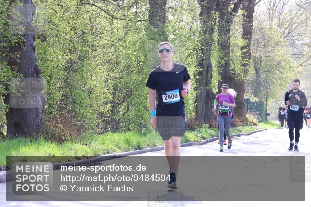 12.04.2026 - 45. Internationalen Wilhelmsburger Insellauf Yannick Fuchs http://msf.ph/oto/9484594 12.04.2026 10:46:02 Laufen 2900, 4896, 4654 meine-sportfotos.de