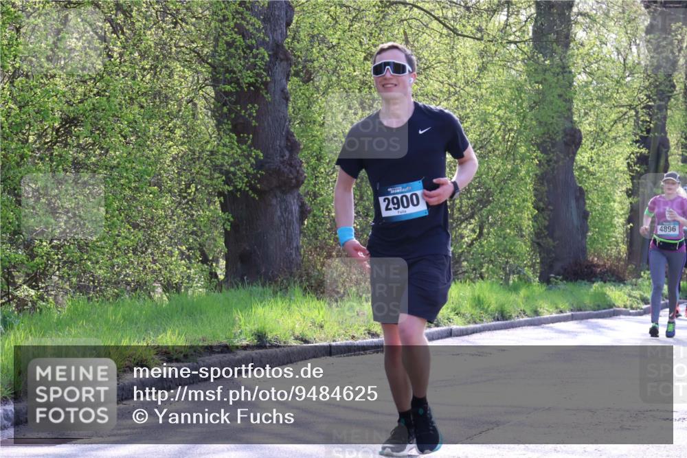 12.04.2026 - 45. Internationalen Wilhelmsburger Insellauf Yannick Fuchs http://msf.ph/oto/9484625 12.04.2026 10:46:04 Laufen 2900, 4896 meine-sportfotos.de