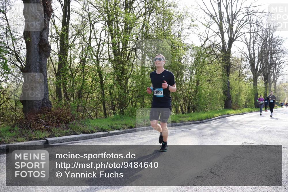 12.04.2026 - 45. Internationalen Wilhelmsburger Insellauf Yannick Fuchs http://msf.ph/oto/9484640 12.04.2026 10:46:06 Laufen 2900 meine-sportfotos.de