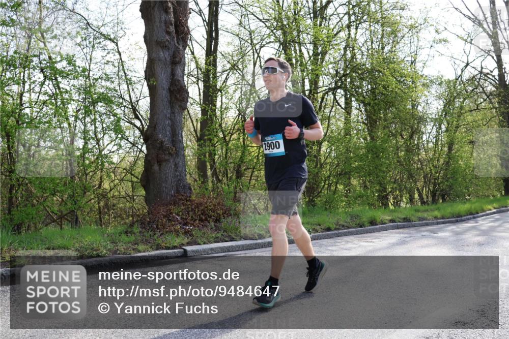 12.04.2026 - 45. Internationalen Wilhelmsburger Insellauf Yannick Fuchs http://msf.ph/oto/9484647 12.04.2026 10:46:06 Laufen 2900 meine-sportfotos.de