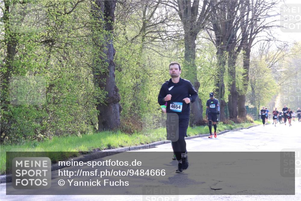 12.04.2026 - 45. Internationalen Wilhelmsburger Insellauf Yannick Fuchs http://msf.ph/oto/9484666 12.04.2026 10:46:08 Laufen 4654, 5629 meine-sportfotos.de