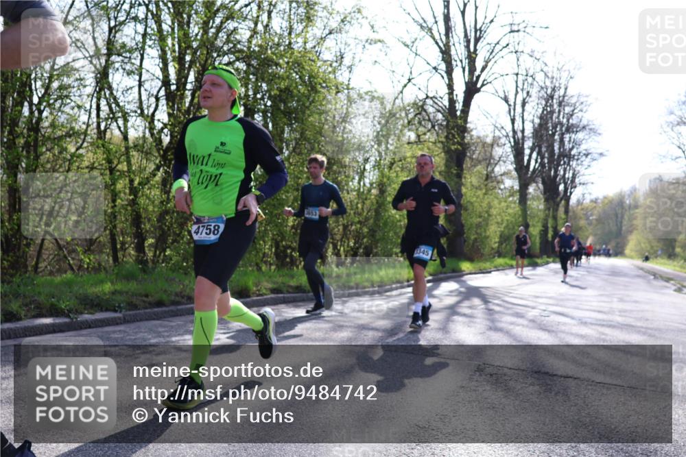12.04.2026 - 45. Internationalen Wilhelmsburger Insellauf Yannick Fuchs http://msf.ph/oto/9484742 12.04.2026 10:33:54 Laufen 4758, 3653, 3345 meine-sportfotos.de