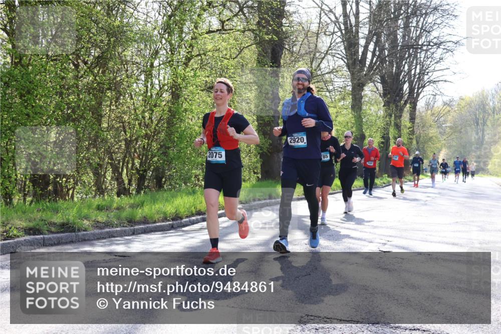 12.04.2026 - 45. Internationalen Wilhelmsburger Insellauf Yannick Fuchs http://msf.ph/oto/9484861 12.04.2026 10:34:03 Laufen 2075, 2920, 85, 3480 meine-sportfotos.de