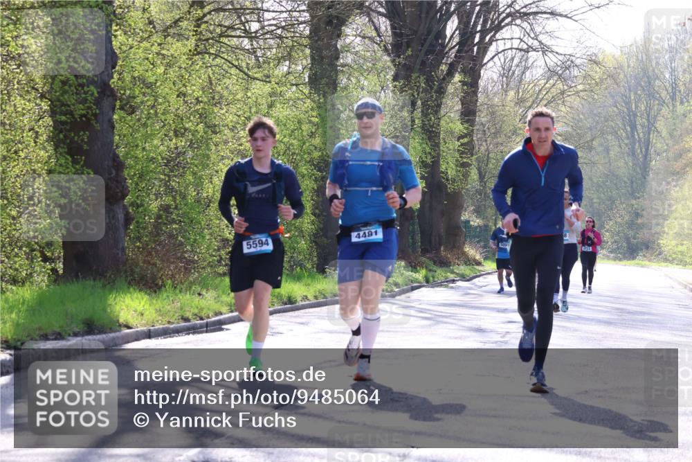 12.04.2026 - 45. Internationalen Wilhelmsburger Insellauf Yannick Fuchs http://msf.ph/oto/9485064 12.04.2026 10:34:16 Laufen 5594, 4481, 8, 3772 meine-sportfotos.de