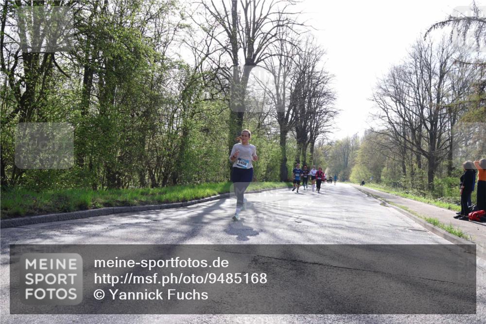 12.04.2026 - 45. Internationalen Wilhelmsburger Insellauf Yannick Fuchs http://msf.ph/oto/9485168 12.04.2026 10:34:23 Laufen 3408 meine-sportfotos.de