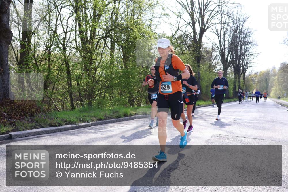 12.04.2026 - 45. Internationalen Wilhelmsburger Insellauf Yannick Fuchs http://msf.ph/oto/9485354 12.04.2026 10:46:29 Laufen 3140, 2529, 553, 42 meine-sportfotos.de
