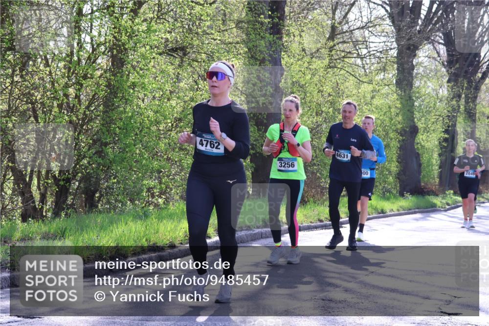 12.04.2026 - 45. Internationalen Wilhelmsburger Insellauf Yannick Fuchs http://msf.ph/oto/9485457 12.04.2026 10:34:47 Laufen 4762, 3256, 4631, 2845, 00 meine-sportfotos.de