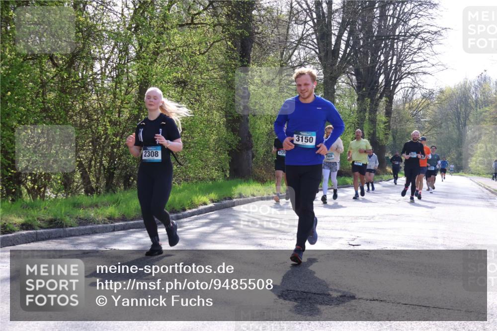 12.04.2026 - 45. Internationalen Wilhelmsburger Insellauf Yannick Fuchs http://msf.ph/oto/9485508 12.04.2026 10:46:38 Laufen 2308, 3723, 3150, 2988, 428, 2931, 3260 meine-sportfotos.de