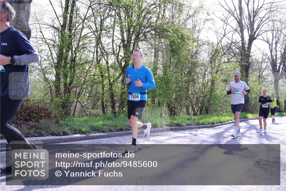 12.04.2026 - 45. Internationalen Wilhelmsburger Insellauf Yannick Fuchs http://msf.ph/oto/9485600 12.04.2026 10:34:52 Laufen 2300, 2995, 2845 meine-sportfotos.de