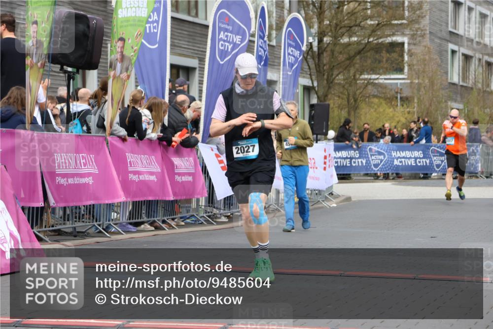 12.04.2026 - 45. Internationalen Wilhelmsburger Insellauf Strokosch-Dieckow http://msf.ph/oto/9485604 12.04.2026 13:19:46 Ziel 2027 meine-sportfotos.de