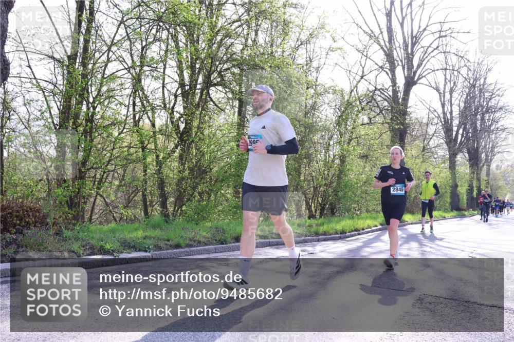 12.04.2026 - 45. Internationalen Wilhelmsburger Insellauf Yannick Fuchs http://msf.ph/oto/9485682 12.04.2026 10:34:53 Laufen 299, 2845 meine-sportfotos.de