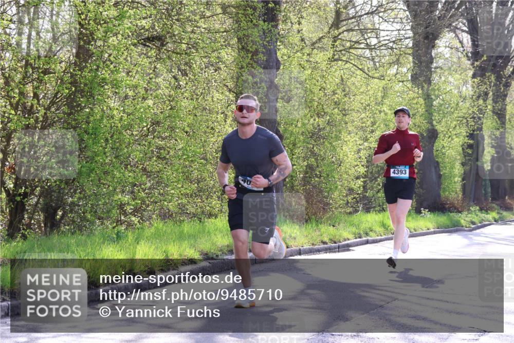 12.04.2026 - 45. Internationalen Wilhelmsburger Insellauf Yannick Fuchs http://msf.ph/oto/9485710 12.04.2026 10:29:03 Laufen 4393 meine-sportfotos.de