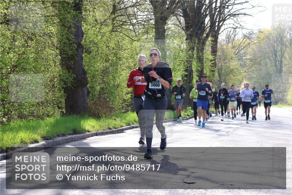 12.04.2026 - 45. Internationalen Wilhelmsburger Insellauf Yannick Fuchs http://msf.ph/oto/9485717 12.04.2026 10:34:57 Laufen 3860, 5690, 3430, 3848, 2301, 2376, 5046 meine-sportfotos.de