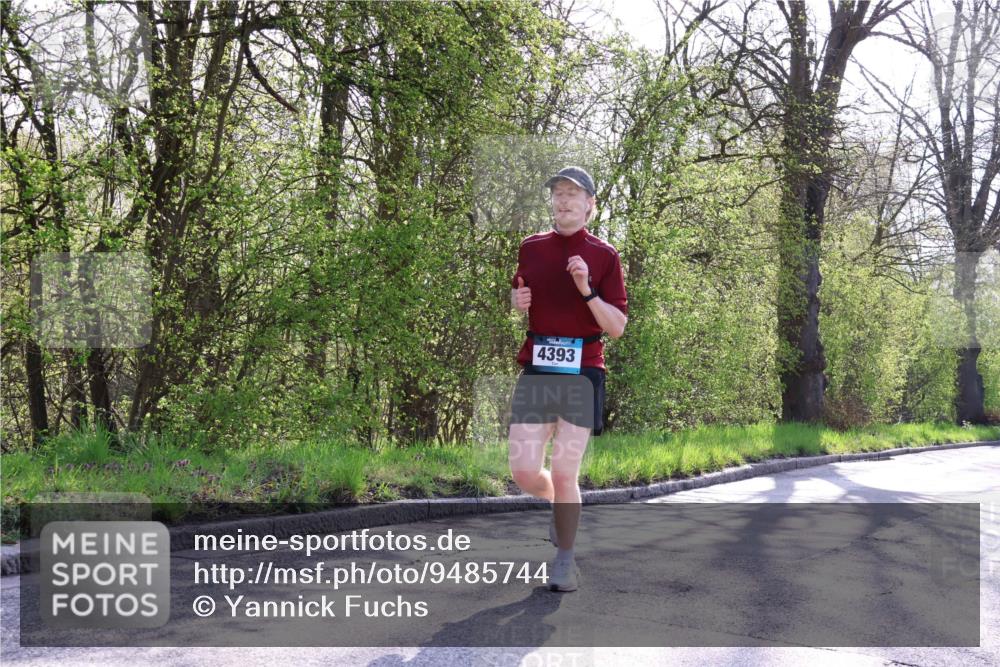 12.04.2026 - 45. Internationalen Wilhelmsburger Insellauf Yannick Fuchs http://msf.ph/oto/9485744 12.04.2026 10:29:06 Laufen 4393 meine-sportfotos.de