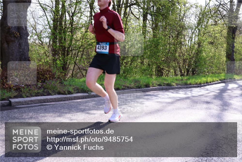 12.04.2026 - 45. Internationalen Wilhelmsburger Insellauf Yannick Fuchs http://msf.ph/oto/9485754 12.04.2026 10:29:07 Laufen 4393 meine-sportfotos.de