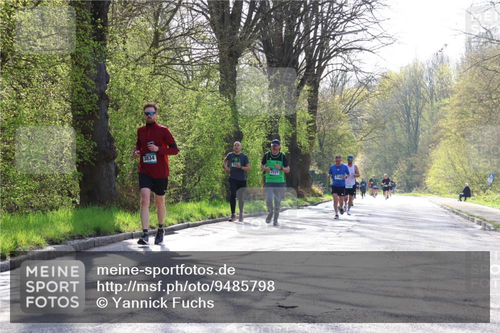 12.04.2026 - 45. Internationalen Wilhelmsburger Insellauf Yannick Fuchs http://msf.ph/oto/9485798 12.04.2026 10:29:12 Laufen 3834, 31, 2521, 2148 meine-sportfotos.de
