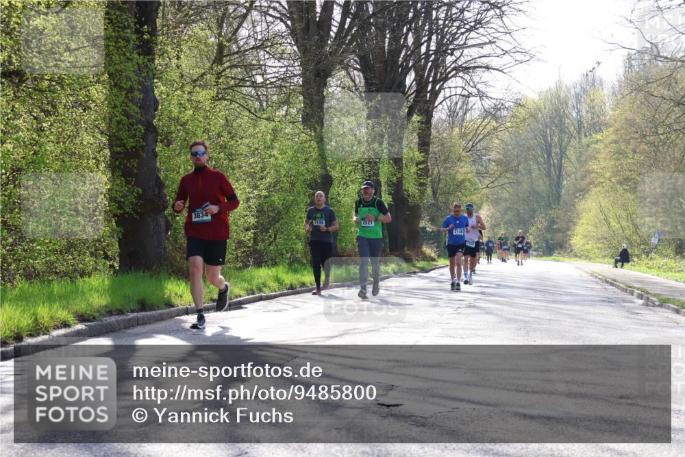 12.04.2026 - 45. Internationalen Wilhelmsburger Insellauf Yannick Fuchs http://msf.ph/oto/9485800 12.04.2026 10:29:13 Laufen 3834, 3144, 2521, 2148 meine-sportfotos.de