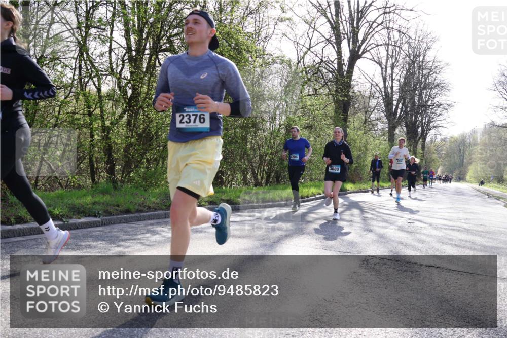 12.04.2026 - 45. Internationalen Wilhelmsburger Insellauf Yannick Fuchs http://msf.ph/oto/9485823 12.04.2026 10:35:08 Laufen 2376, 4706, 3680 meine-sportfotos.de