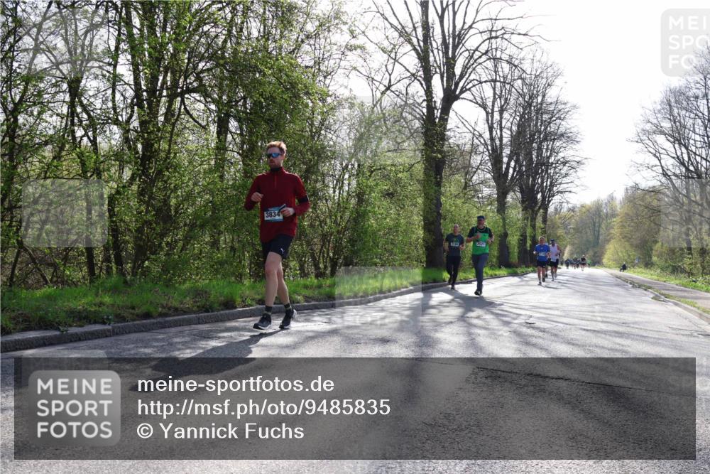 12.04.2026 - 45. Internationalen Wilhelmsburger Insellauf Yannick Fuchs http://msf.ph/oto/9485835 12.04.2026 10:29:16 Laufen 3834, 3144, 2521 meine-sportfotos.de