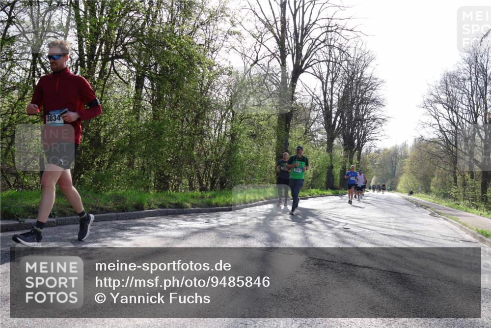 12.04.2026 - 45. Internationalen Wilhelmsburger Insellauf Yannick Fuchs http://msf.ph/oto/9485846 12.04.2026 10:29:16 Laufen 3834, 2521 meine-sportfotos.de