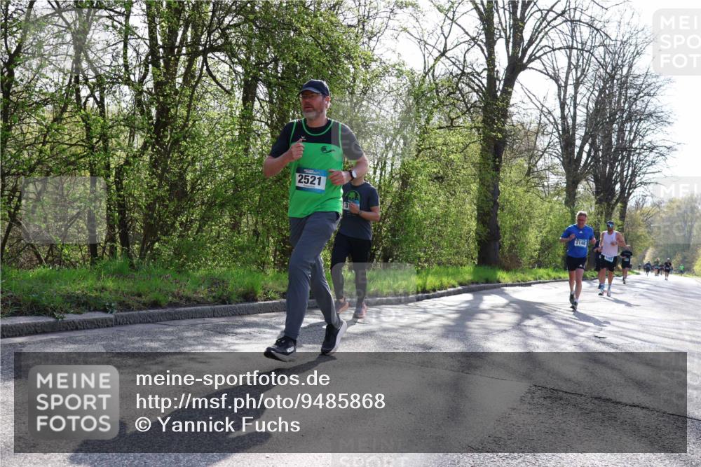 12.04.2026 - 45. Internationalen Wilhelmsburger Insellauf Yannick Fuchs http://msf.ph/oto/9485868 12.04.2026 10:29:19 Laufen 2521, 2148 meine-sportfotos.de