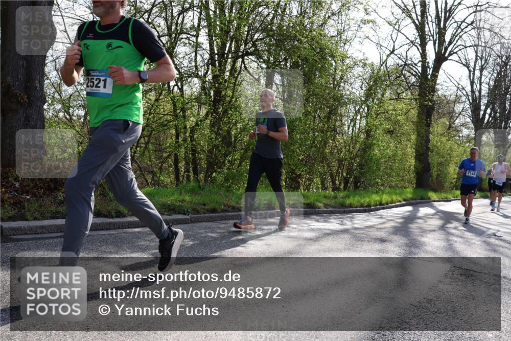 12.04.2026 - 45. Internationalen Wilhelmsburger Insellauf Yannick Fuchs http://msf.ph/oto/9485872 12.04.2026 10:29:19 Laufen 2521, 2148, 2456 meine-sportfotos.de
