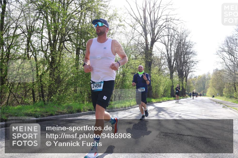 12.04.2026 - 45. Internationalen Wilhelmsburger Insellauf Yannick Fuchs http://msf.ph/oto/9485908 12.04.2026 10:29:23 Laufen 2456, 4325 meine-sportfotos.de