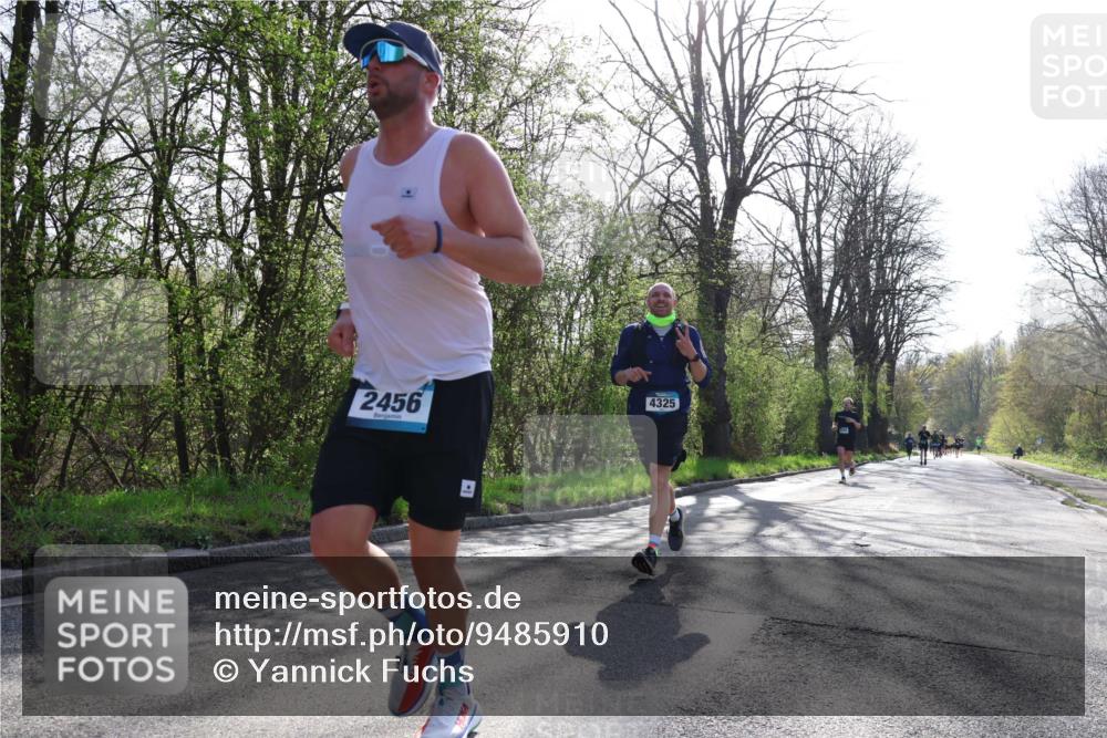 12.04.2026 - 45. Internationalen Wilhelmsburger Insellauf Yannick Fuchs http://msf.ph/oto/9485910 12.04.2026 10:29:24 Laufen 2456, 4325 meine-sportfotos.de