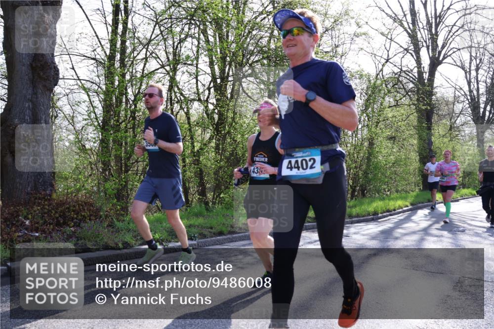 12.04.2026 - 45. Internationalen Wilhelmsburger Insellauf Yannick Fuchs http://msf.ph/oto/9486008 12.04.2026 10:35:32 Laufen 350, 43, 4402 meine-sportfotos.de