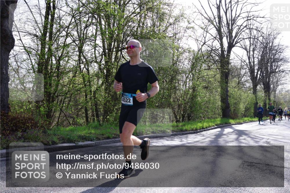 12.04.2026 - 45. Internationalen Wilhelmsburger Insellauf Yannick Fuchs http://msf.ph/oto/9486030 12.04.2026 10:29:36 Laufen 4522 meine-sportfotos.de