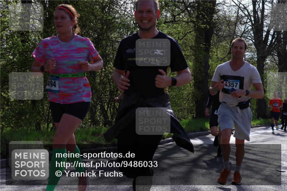 12.04.2026 - 45. Internationalen Wilhelmsburger Insellauf Yannick Fuchs http://msf.ph/oto/9486033 12.04.2026 10:35:34 Laufen 494, 2015, 4357, 2841 meine-sportfotos.de