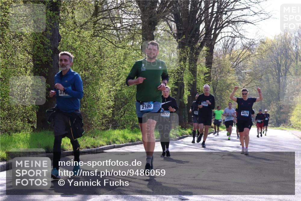 12.04.2026 - 45. Internationalen Wilhelmsburger Insellauf Yannick Fuchs http://msf.ph/oto/9486059 12.04.2026 10:29:39 Laufen 370, 2100, 3677, 5254, 3444, 4490, 4629 meine-sportfotos.de