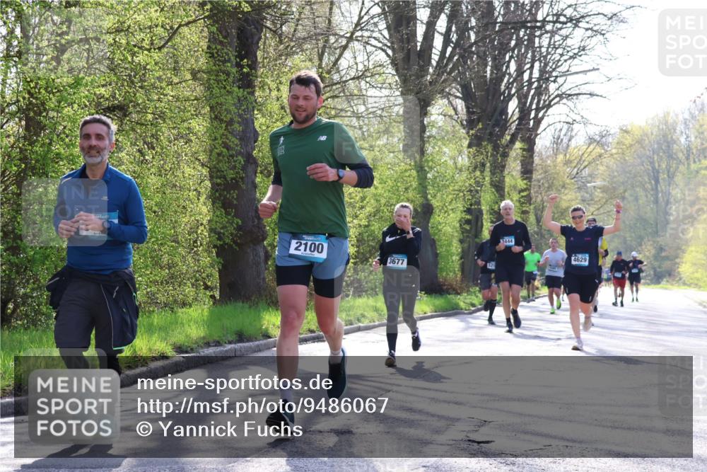 12.04.2026 - 45. Internationalen Wilhelmsburger Insellauf Yannick Fuchs http://msf.ph/oto/9486067 12.04.2026 10:29:40 Laufen 2100, 3677, 3444, 4629 meine-sportfotos.de