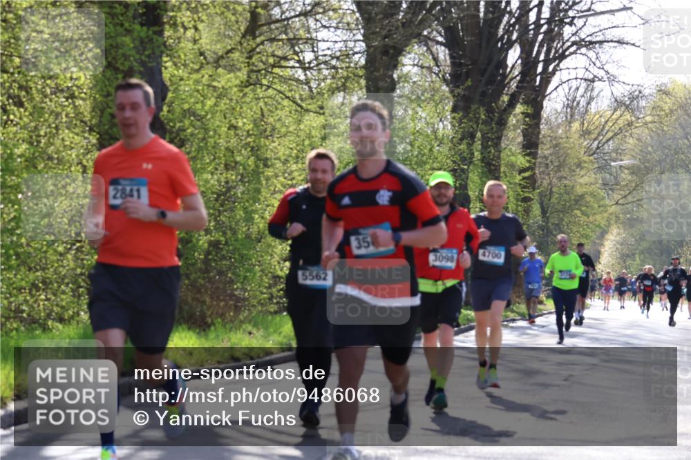 12.04.2026 - 45. Internationalen Wilhelmsburger Insellauf Yannick Fuchs http://msf.ph/oto/9486068 12.04.2026 10:35:38 Laufen 2841, 5562, 35, 4700, 3098 meine-sportfotos.de