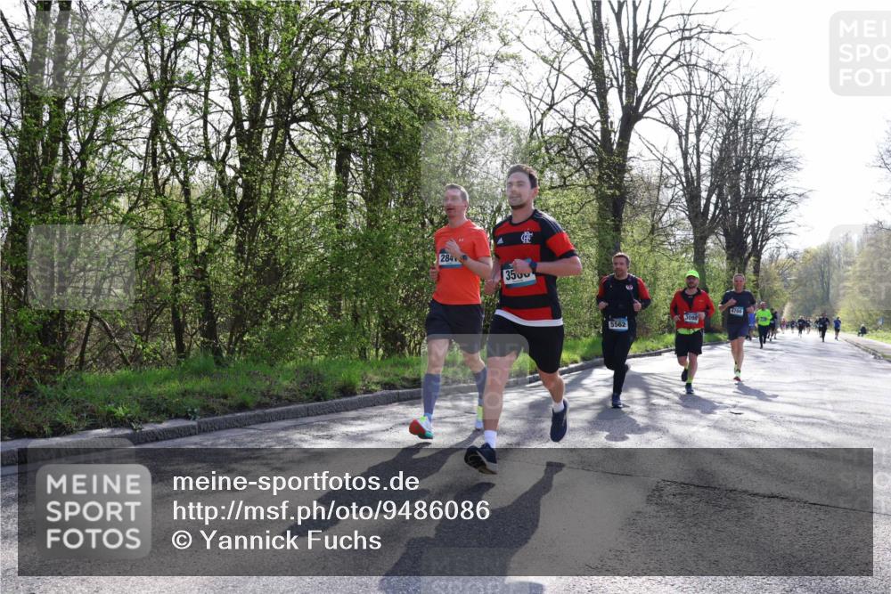 12.04.2026 - 45. Internationalen Wilhelmsburger Insellauf Yannick Fuchs http://msf.ph/oto/9486086 12.04.2026 10:35:39 Laufen 284, 3500, 4700, 309, 098, 5562 meine-sportfotos.de