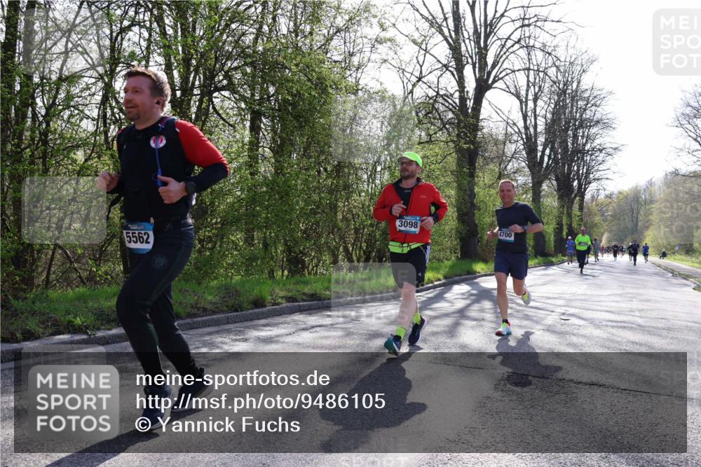 12.04.2026 - 45. Internationalen Wilhelmsburger Insellauf Yannick Fuchs http://msf.ph/oto/9486105 12.04.2026 10:35:41 Laufen 5562, 3098, 4700 meine-sportfotos.de