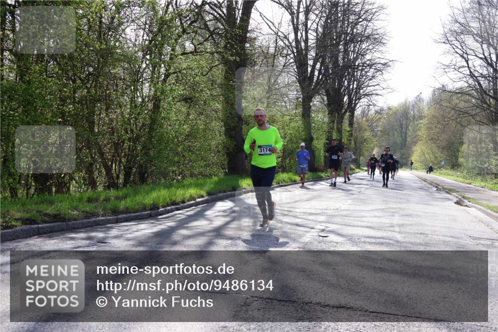 12.04.2026 - 45. Internationalen Wilhelmsburger Insellauf Yannick Fuchs http://msf.ph/oto/9486134 12.04.2026 10:35:45 Laufen 3174 meine-sportfotos.de