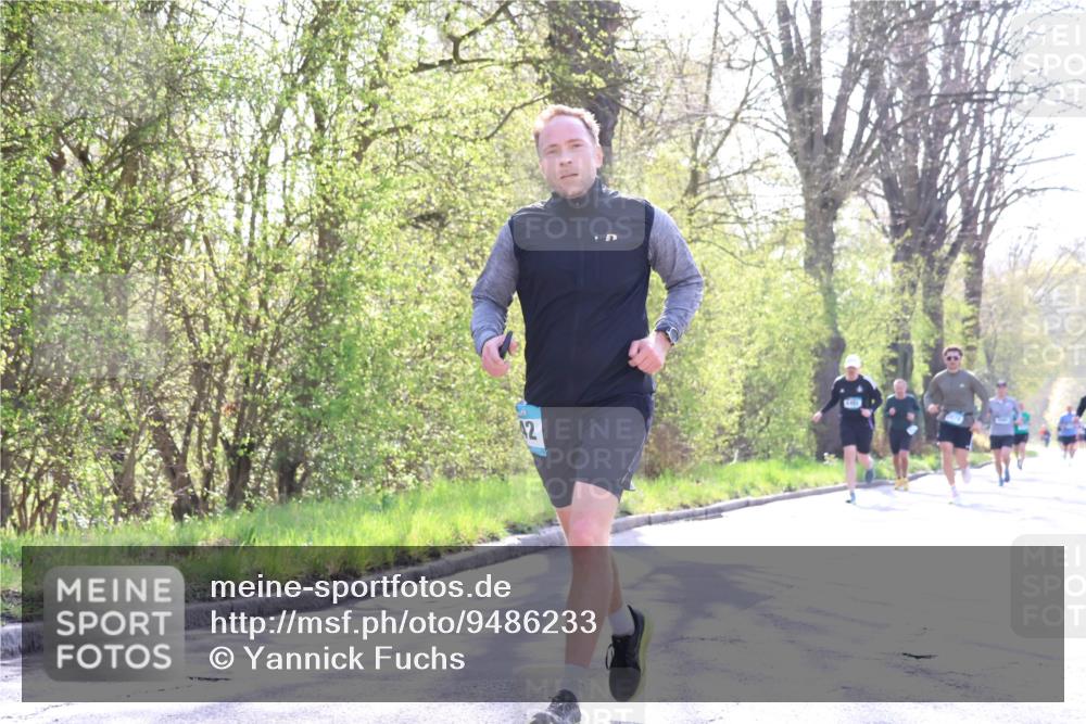 12.04.2026 - 45. Internationalen Wilhelmsburger Insellauf Yannick Fuchs http://msf.ph/oto/9486233 12.04.2026 10:29:58 Laufen 42 meine-sportfotos.de