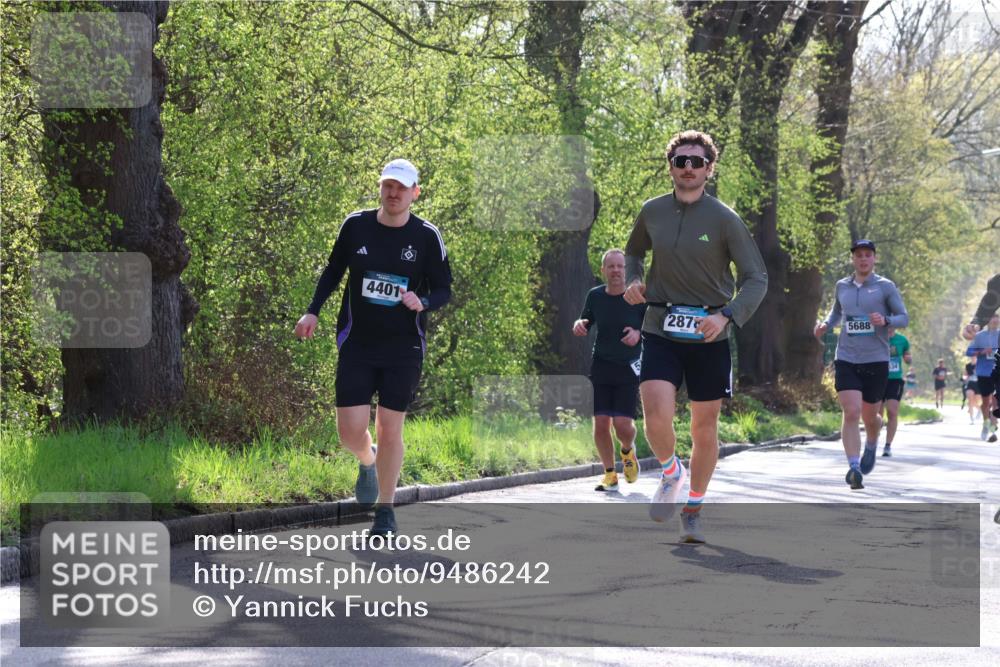 12.04.2026 - 45. Internationalen Wilhelmsburger Insellauf Yannick Fuchs http://msf.ph/oto/9486242 12.04.2026 10:30:00 Laufen 5688, 4401, 2878 meine-sportfotos.de