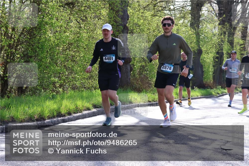 12.04.2026 - 45. Internationalen Wilhelmsburger Insellauf Yannick Fuchs http://msf.ph/oto/9486265 12.04.2026 10:30:02 Laufen 4401, 5688, 2878, 30 meine-sportfotos.de