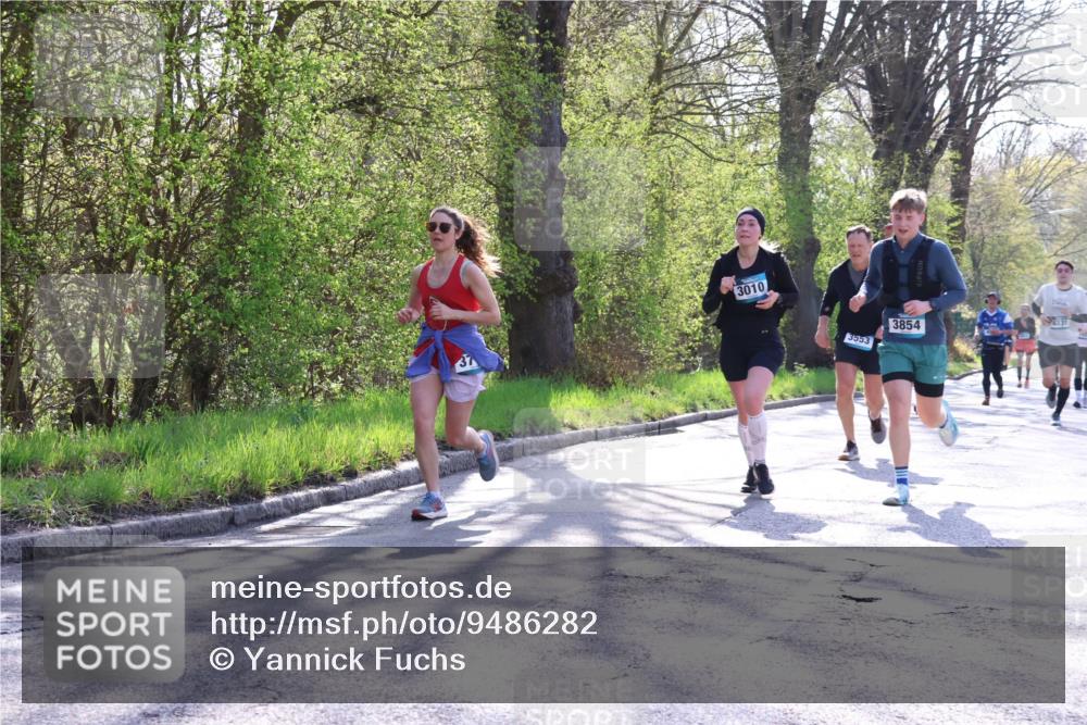 12.04.2026 - 45. Internationalen Wilhelmsburger Insellauf Yannick Fuchs http://msf.ph/oto/9486282 12.04.2026 10:36:01 Laufen 3010, 3553, 3854, 4331 meine-sportfotos.de