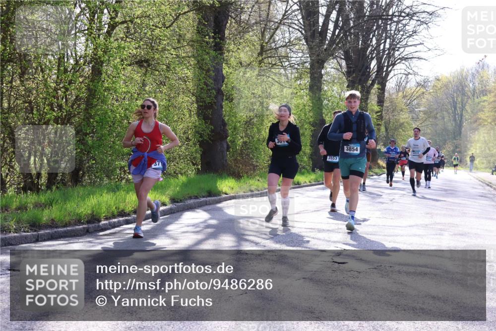 12.04.2026 - 45. Internationalen Wilhelmsburger Insellauf Yannick Fuchs http://msf.ph/oto/9486286 12.04.2026 10:36:01 Laufen 3854, 4331, 3553 meine-sportfotos.de