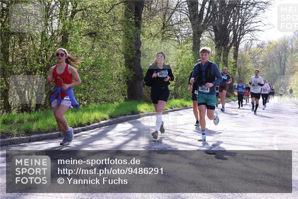 12.04.2026 - 45. Internationalen Wilhelmsburger Insellauf Yannick Fuchs http://msf.ph/oto/9486291 12.04.2026 10:36:01 Laufen 3010, 3854, 5749, 4331 meine-sportfotos.de