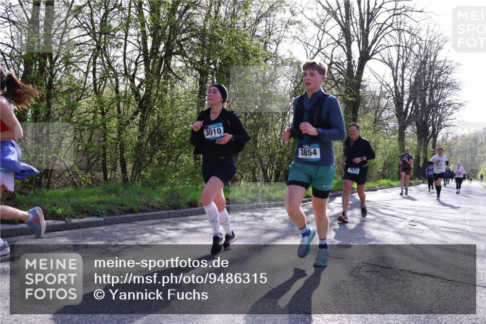 12.04.2026 - 45. Internationalen Wilhelmsburger Insellauf Yannick Fuchs http://msf.ph/oto/9486315 12.04.2026 10:36:03 Laufen 3010, 3854, 3553 meine-sportfotos.de