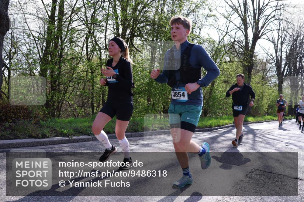 12.04.2026 - 45. Internationalen Wilhelmsburger Insellauf Yannick Fuchs http://msf.ph/oto/9486318 12.04.2026 10:36:04 Laufen 3854, 3553, 4331 meine-sportfotos.de